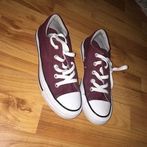 Low Top Burgundy Converse